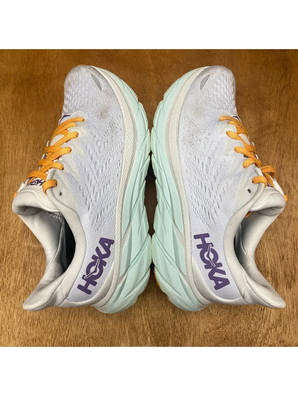 Hoka One One Clifton 8 Running Shoes Womens Sz 6.5 B White Sneakers 1119394 BDBW